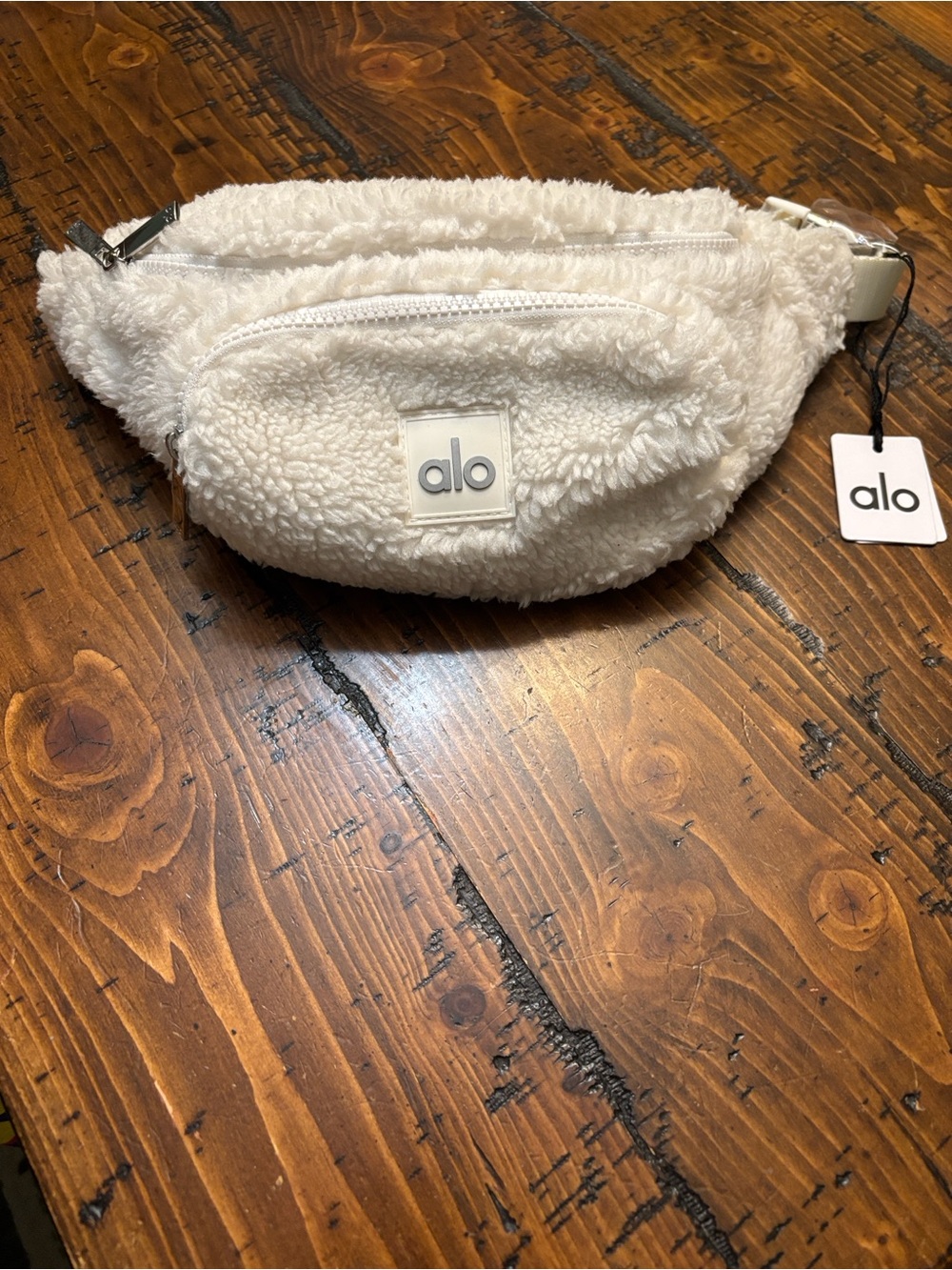 ‼️BNWT‼️Alo belt bag